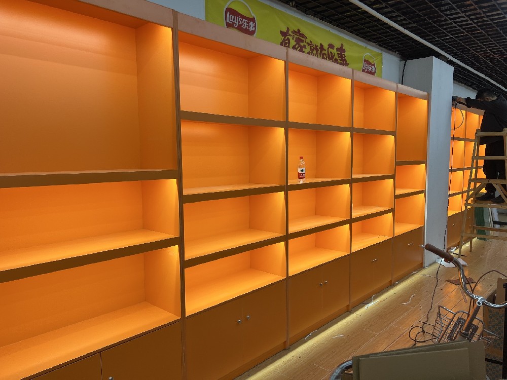 朝悦百惠商城爱马仕橙食品展柜，让美食更加诱人，品质与色彩的双重盛宴
